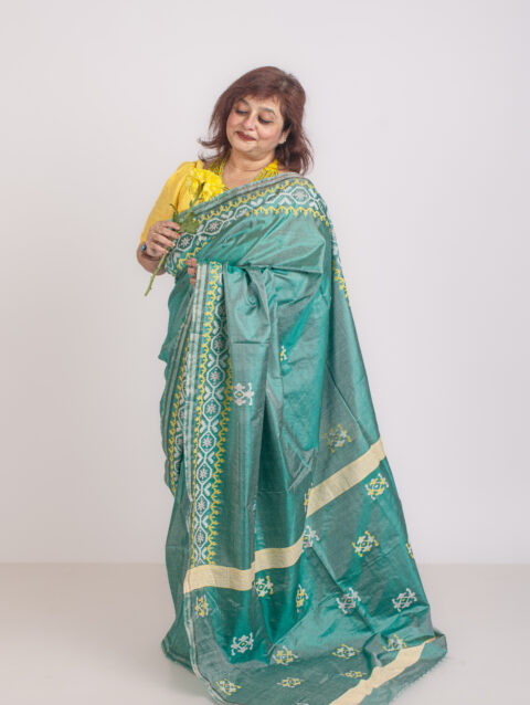 PRIYADARSHINI - Handwoven mulberry silk jamdani saree
