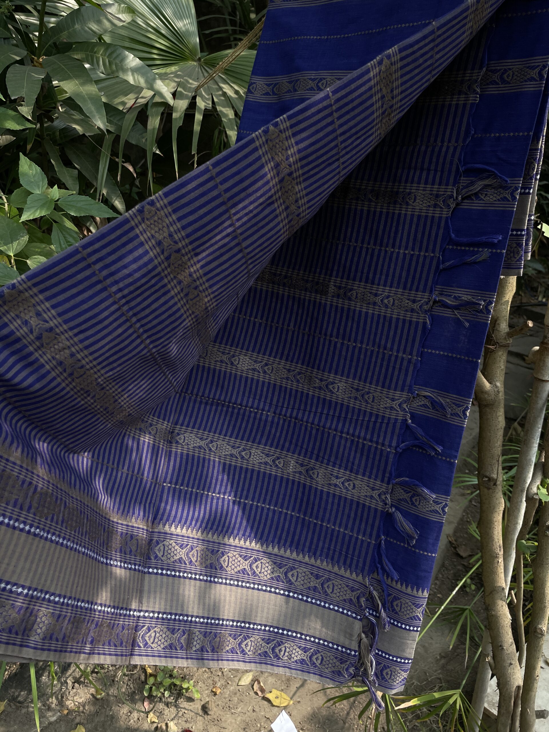 MEGHNA - Begumpuri cotton saree with fish motifs - Image 9