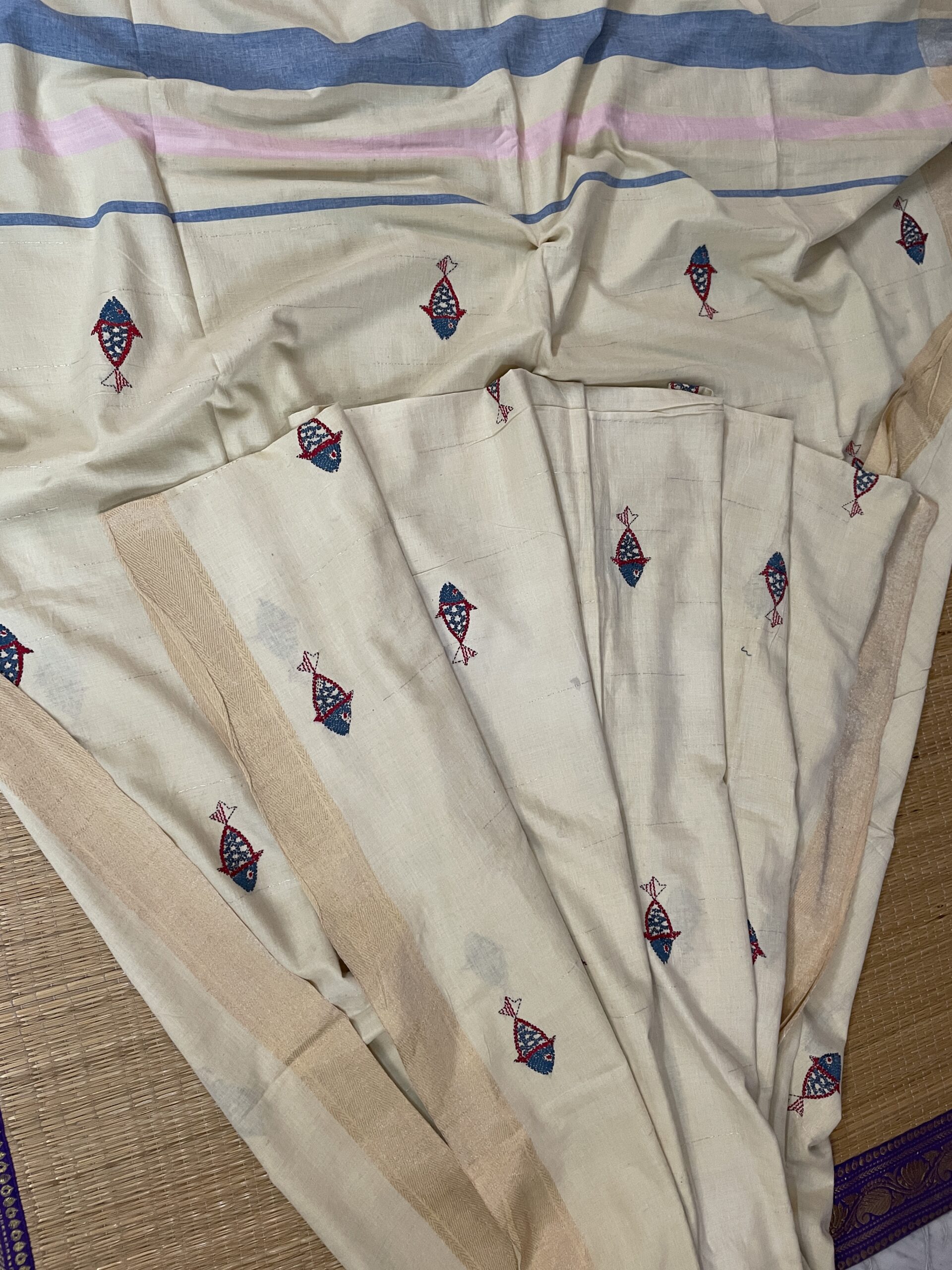 SOUMI - Handspun cotton saree with kantha motifs - Image 5