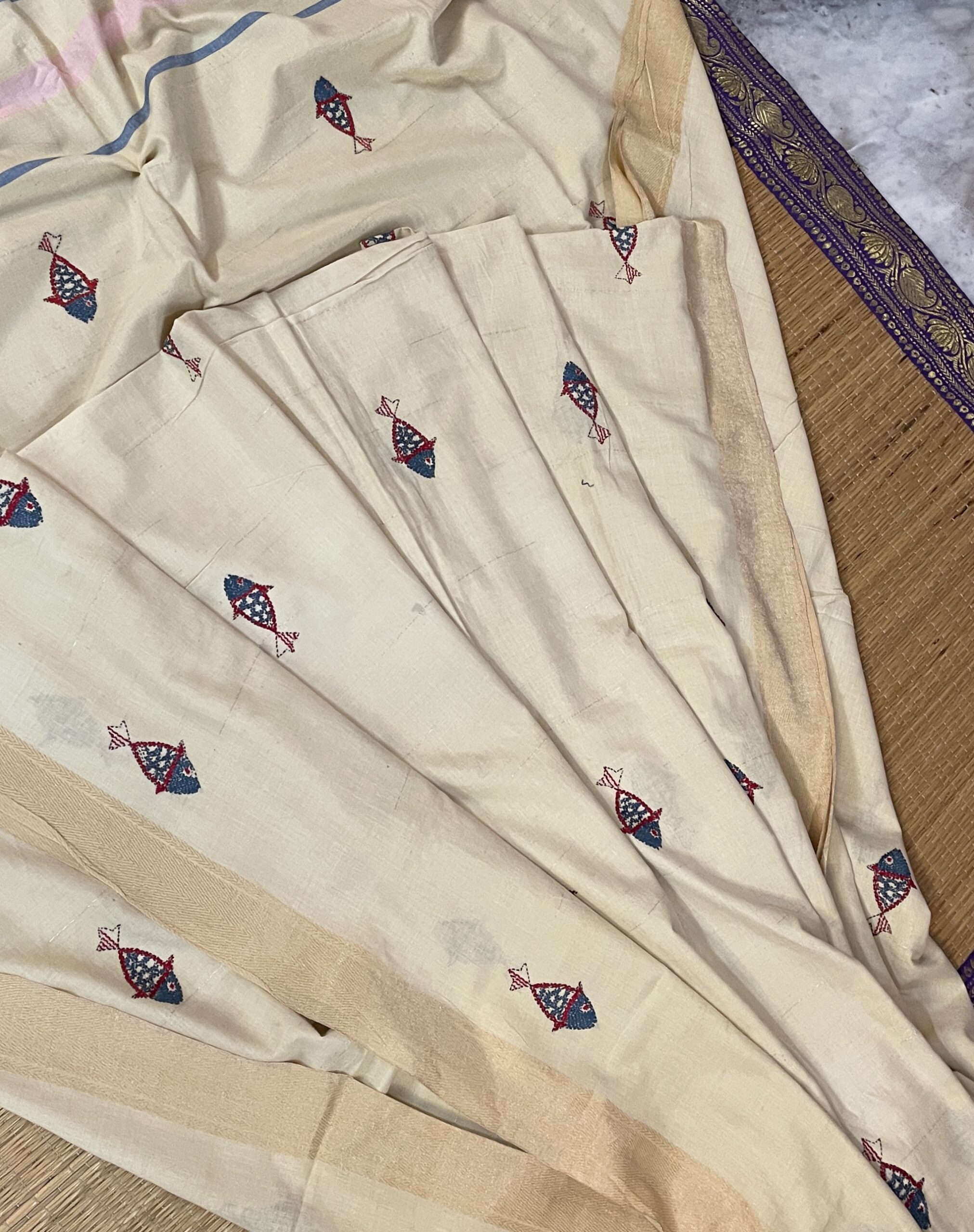 SOUMI - Handspun cotton saree with kantha motifs - Image 6