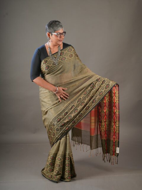 MOHONA - Handwoven cotton saree with broad black borders