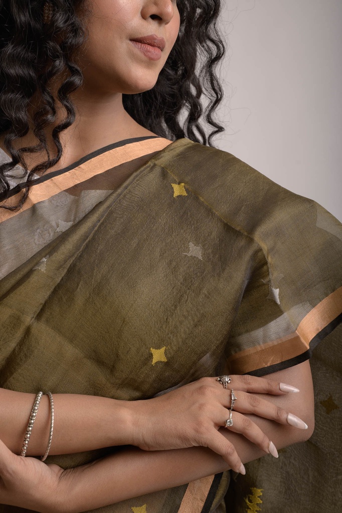 NIHARIKA - Handwoven resham silk jamdani saree with an elaborate pallu and small motifs on the body - Image 6